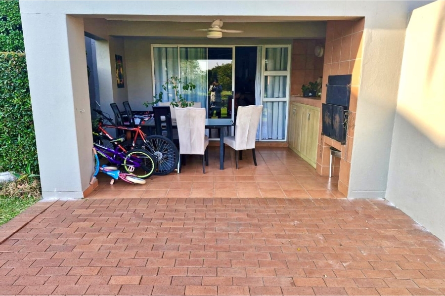 To Let 3 Bedroom Property for Rent in Caribbean Beach Club North West